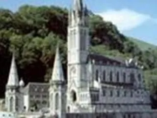 Notre Dame De Fourviere Отель Лурд