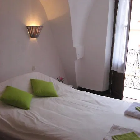 Notre Dame De Fourviere Hotel 2*
